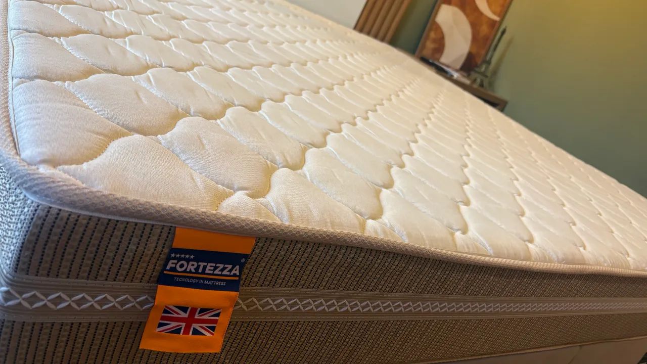 Colchão king size muito bem conservado  - Foto 5
