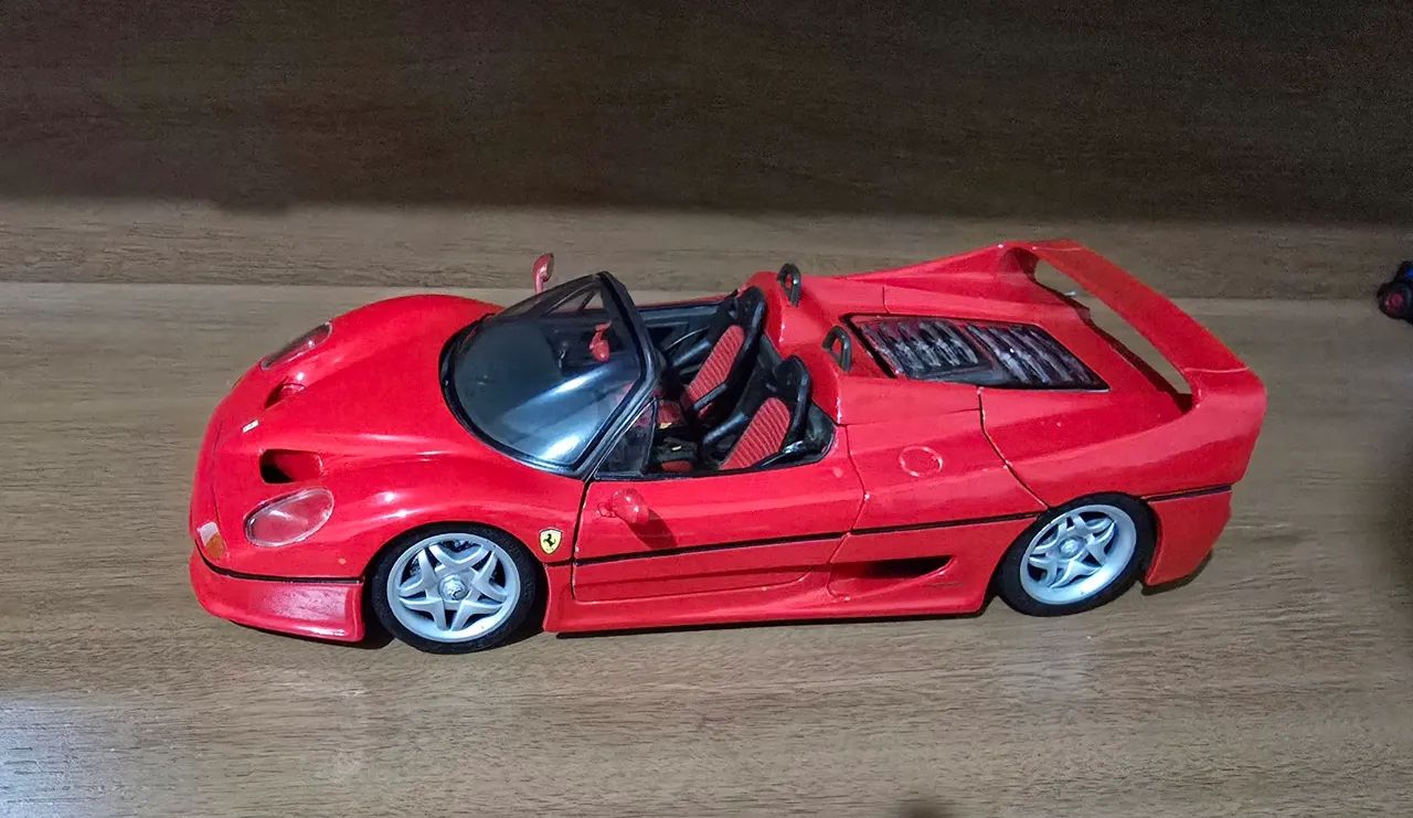 Miniatura Ferrari f50 1/18  - Foto 2