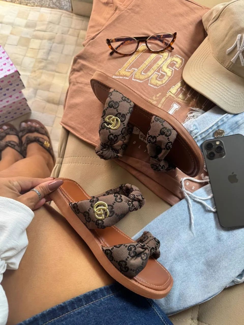 Chinelo Gucci - Foto 3