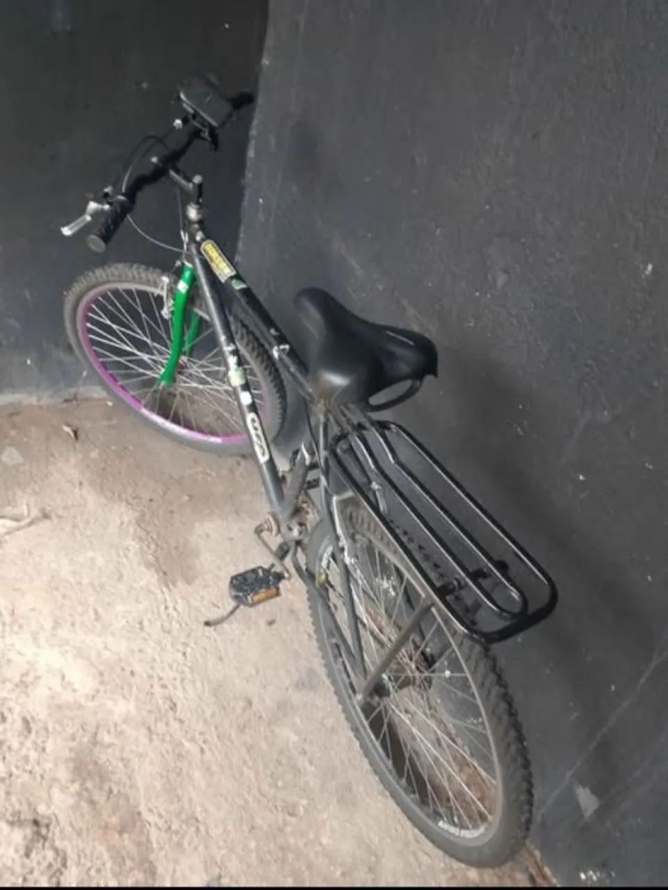 Bicicleta aro 26 bem cuidada - Foto 2
