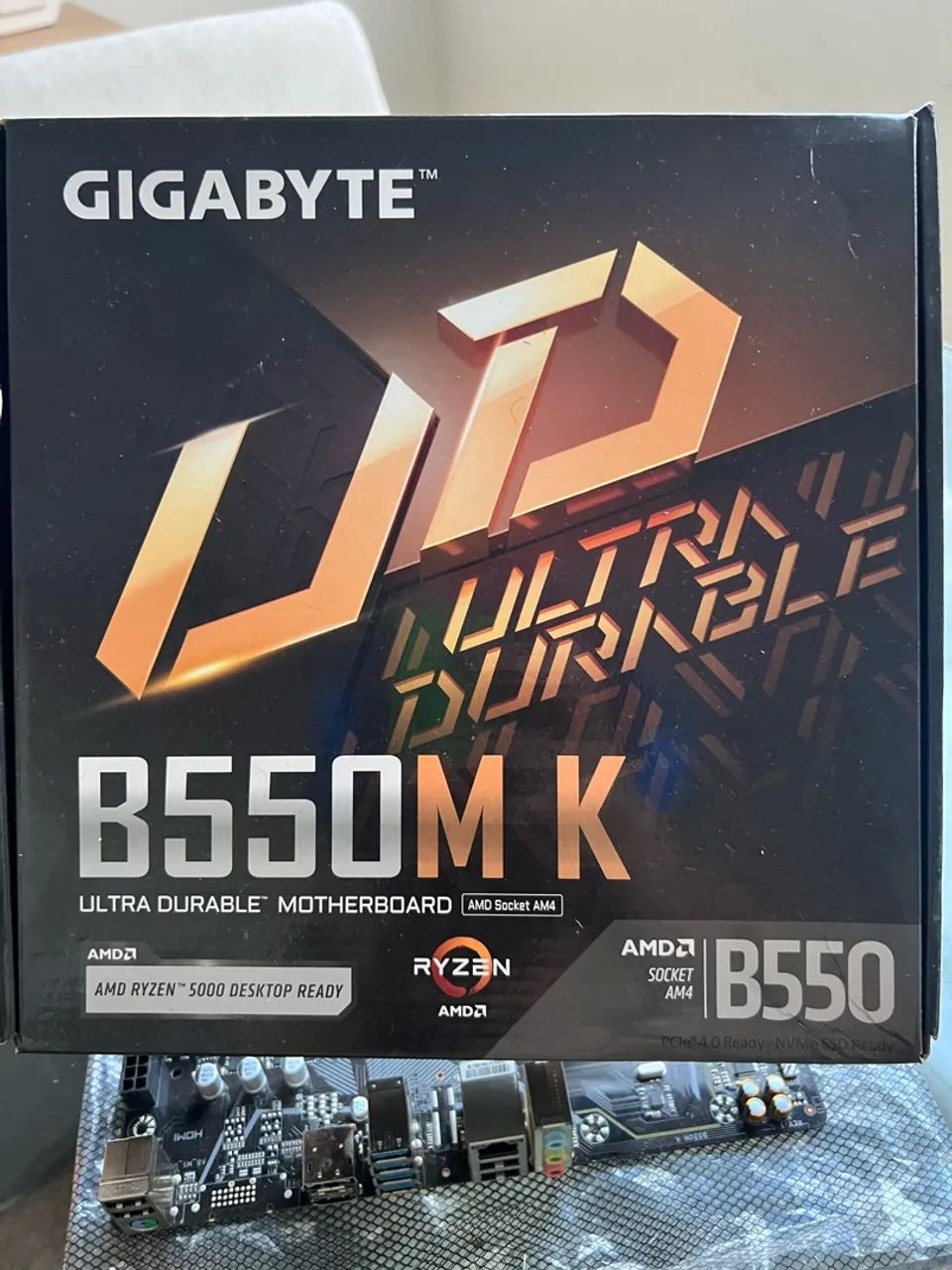 Processador e Placa Mãe AM4 Ryzen 3500X B550M-K - Foto 2