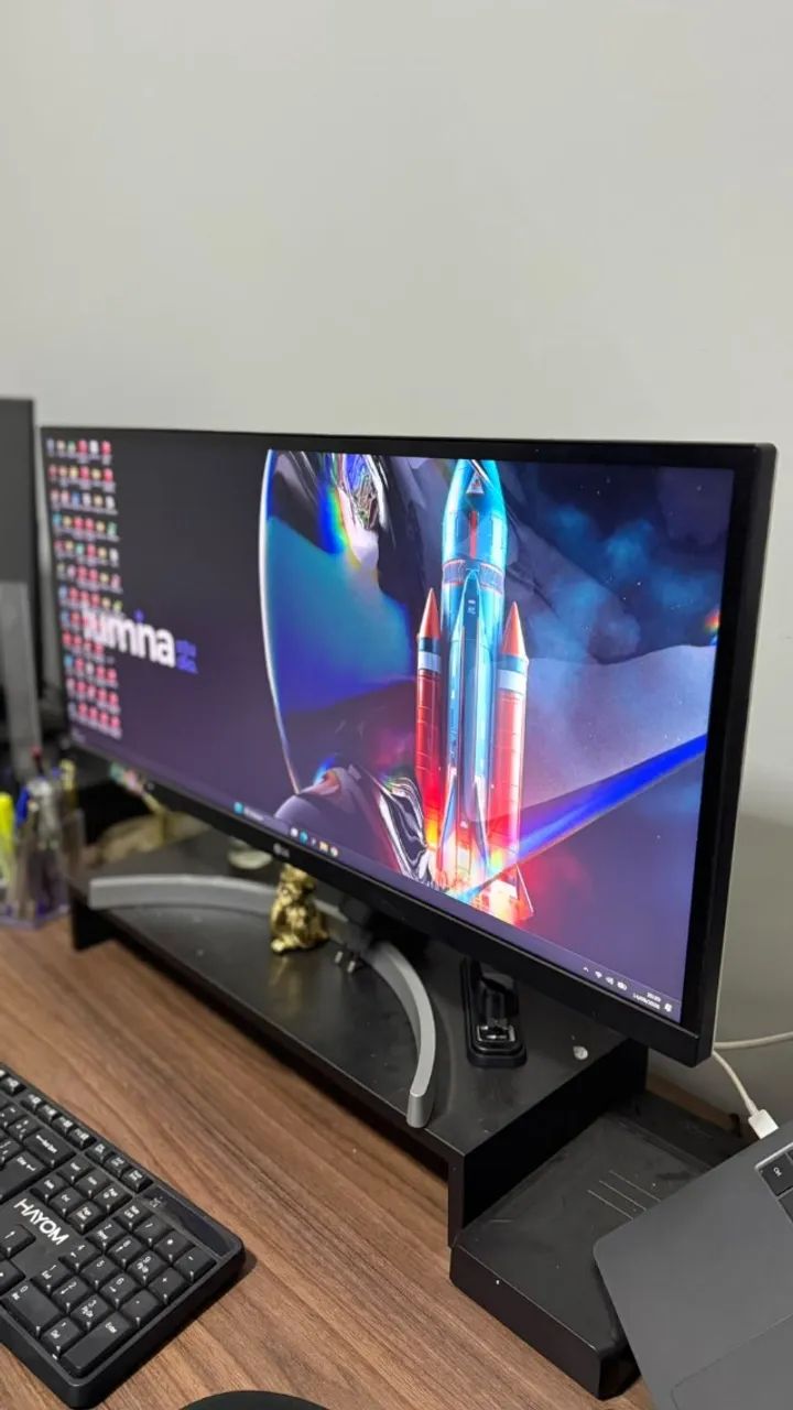 Monitor LG ultrawide 29"  LK600