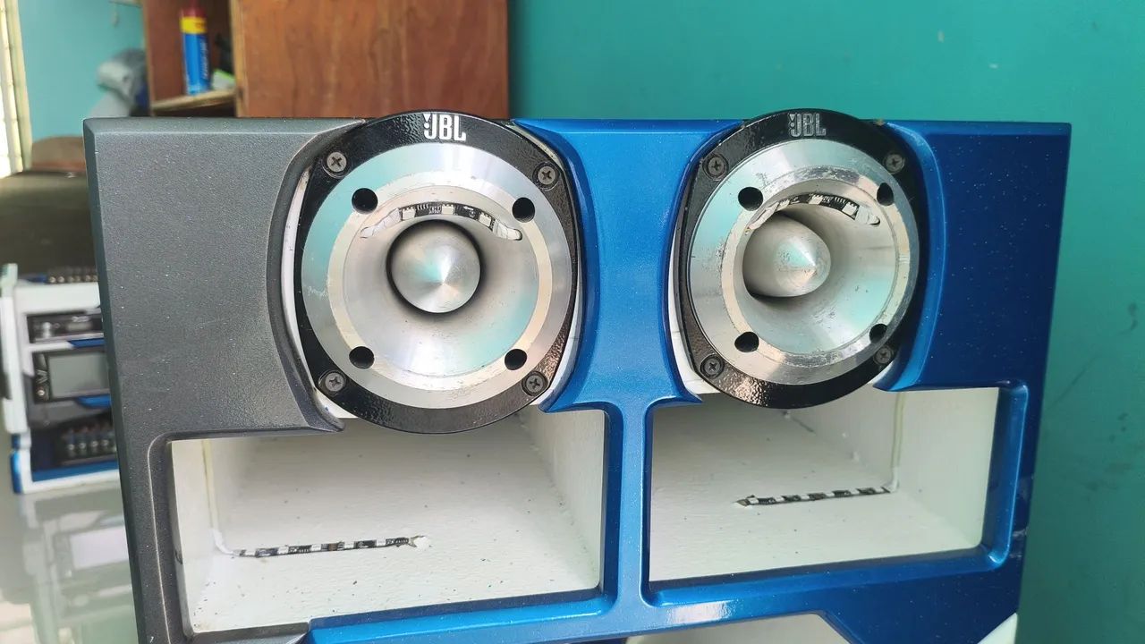 Som automotivo
