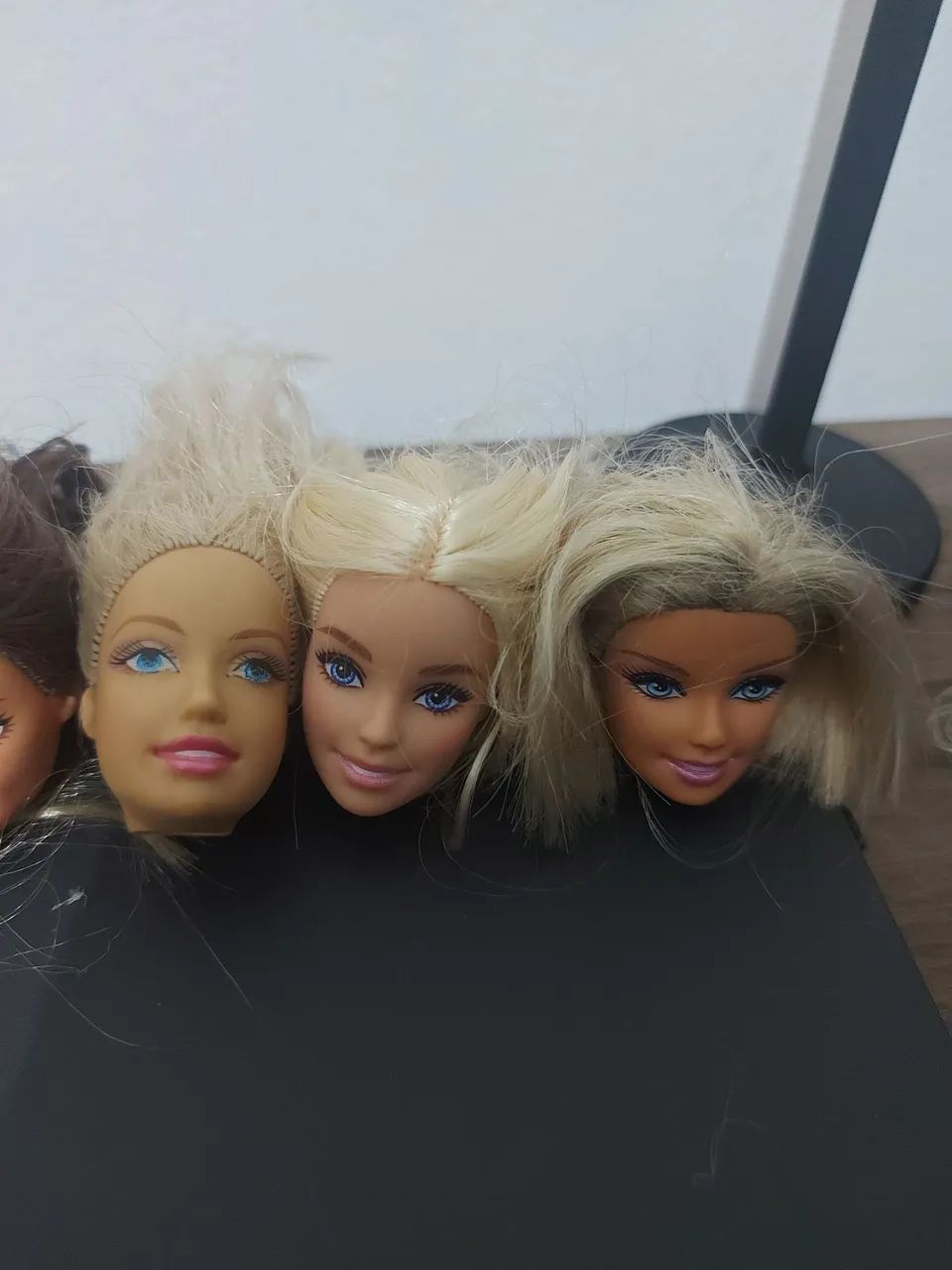 Lote 11 cabeças de barbie  - Foto 4