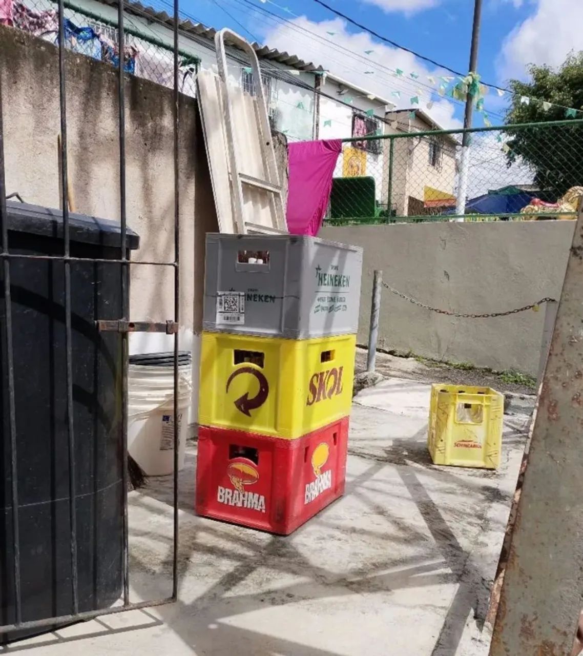 3 CXS de cerveja completas