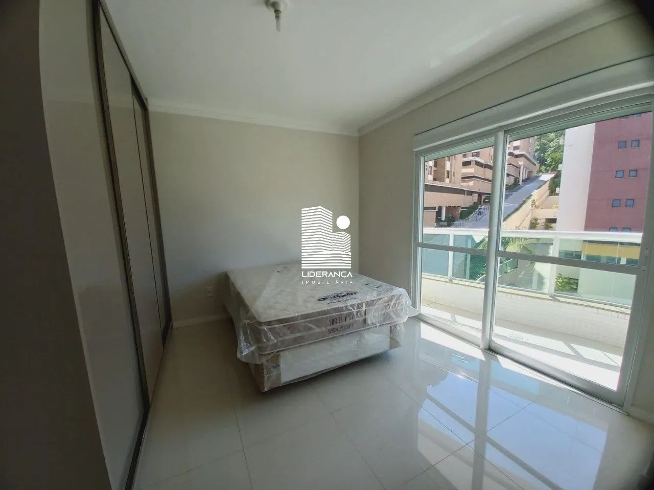 APARTAMENTO 04 DORMITÓRIOS NO BAIRRO ITACORUBI - Foto 5