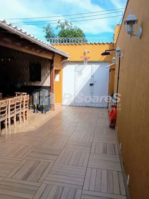 Casa super luxo com 05 quartos, sendo uma suíte, rua Jeronimo Pinto, Campinho. - Foto 2