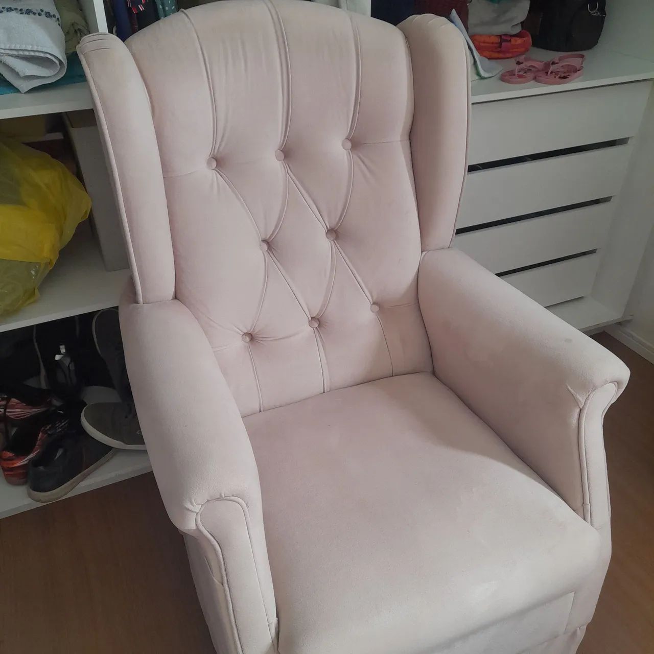 Poltrona de amamentação rosa - Foto 2