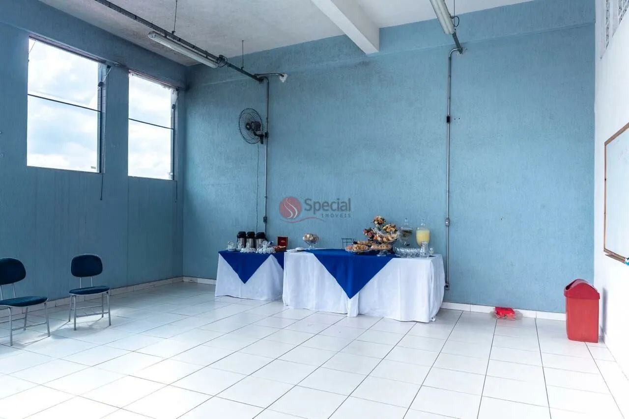 Predio comercial para venda e locação na Vila Nhocune.