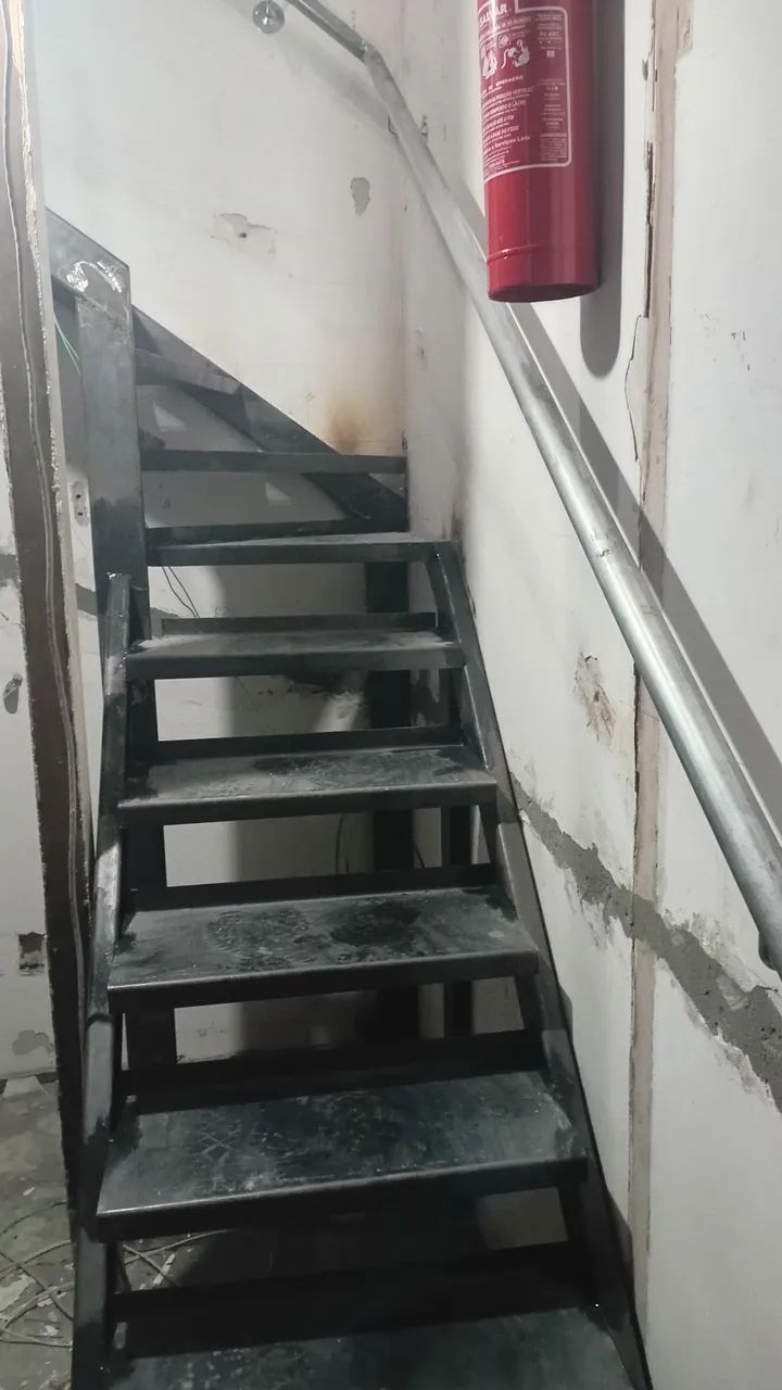Serralheiro e serviços de solda a domicilio  - Foto 2