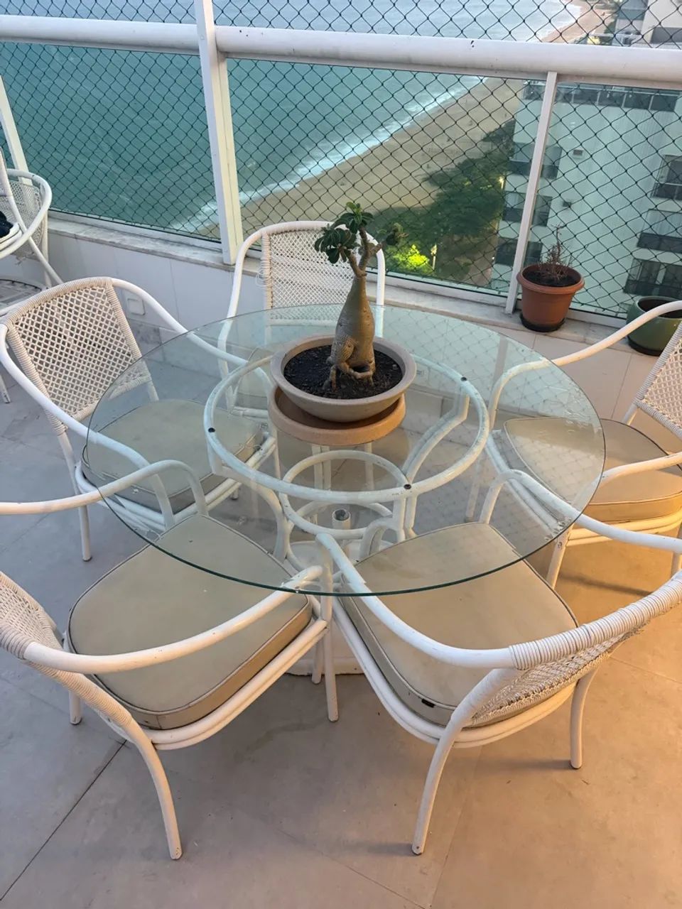 Vendo mesa e cadeiras área externa  - Foto 2