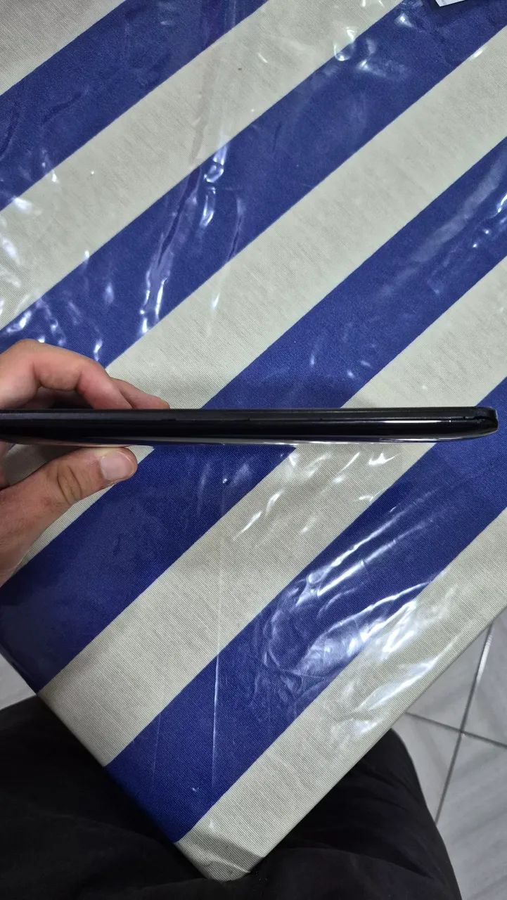 Tablet Lenoxx TB-7000 para peças  - Foto 3