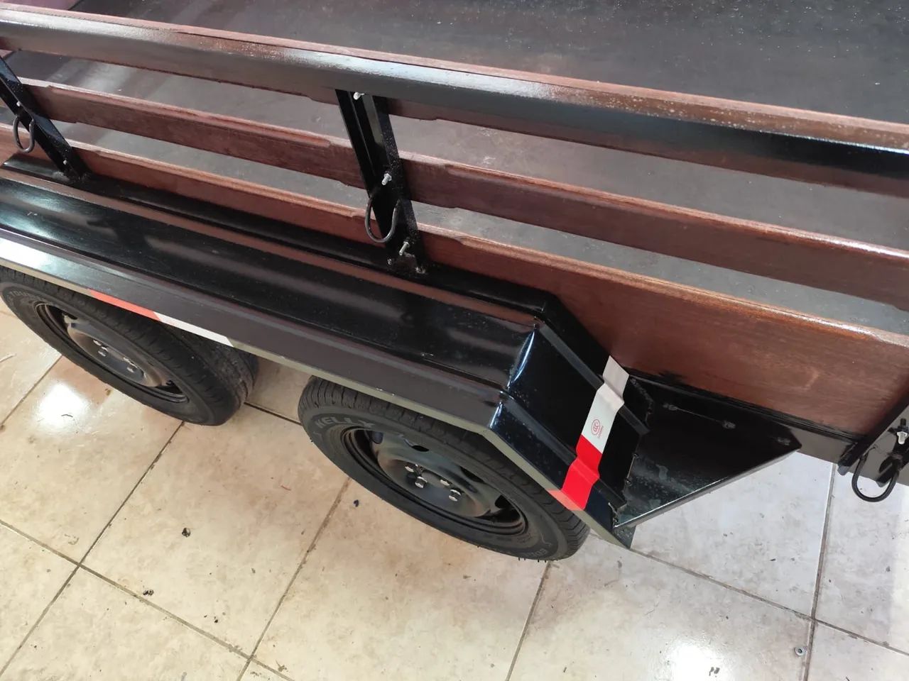Carretinha nova de fábrica dois eixo trucada  - Foto 3