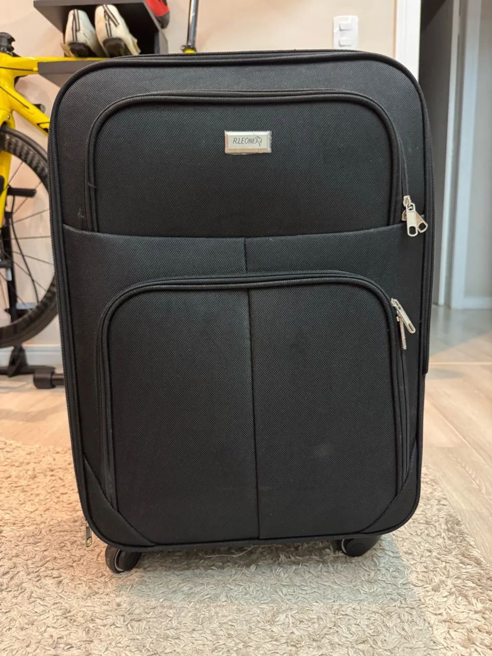 Mala média de viagem 