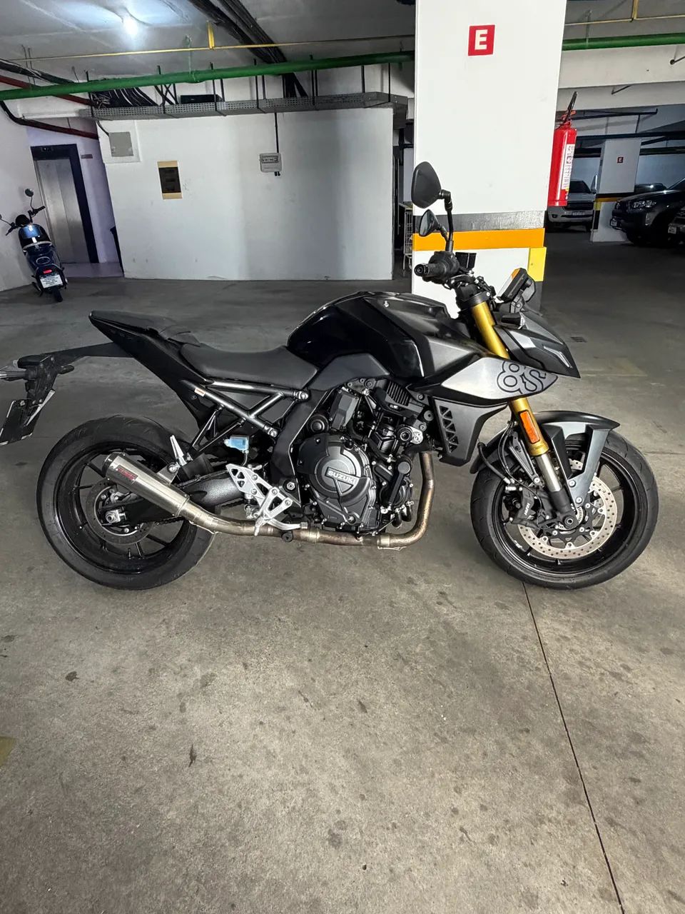 Gsx8s  - Foto 3