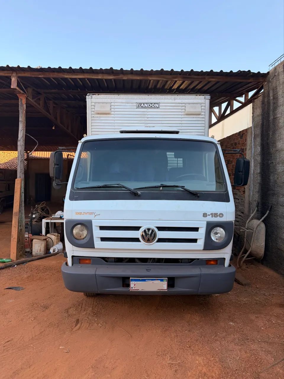 Caminhão Baú - VW 8-150 - Foto 2