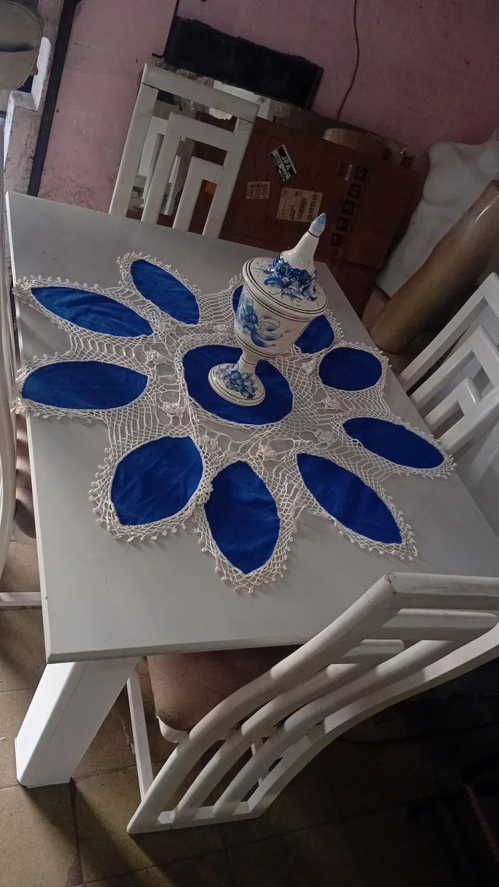 Mesa com 4 cadeiras  - Foto 3