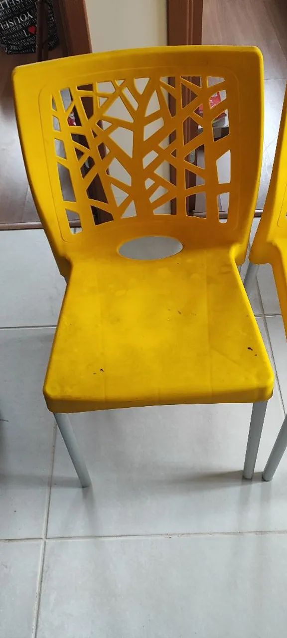 Cadeiras Plástica Chique - Bem Conservadas - Foto 5