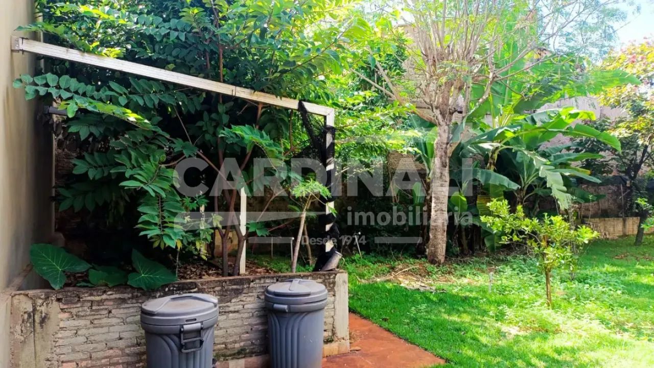 Casa com excelente localização, próximo faculdades. - Foto 3