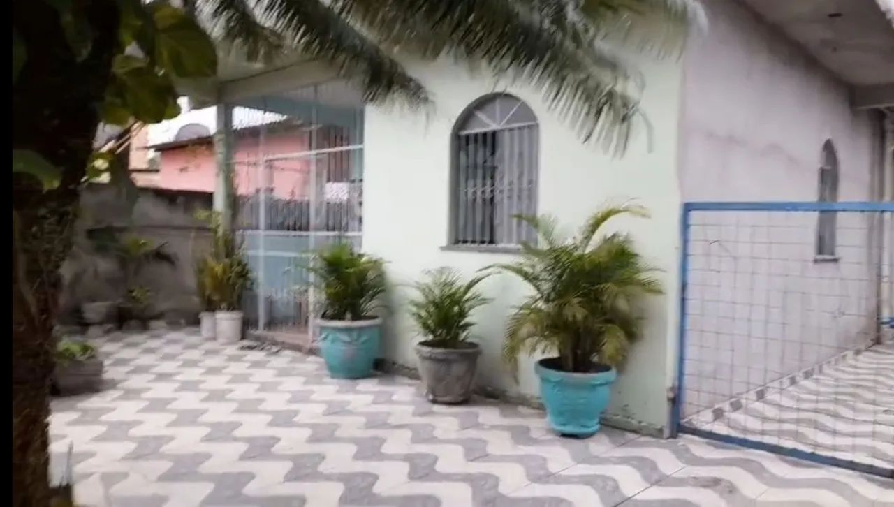 //Casa com 3 Qrts e 2 apartamentos próxima ao Musa - Foto 3