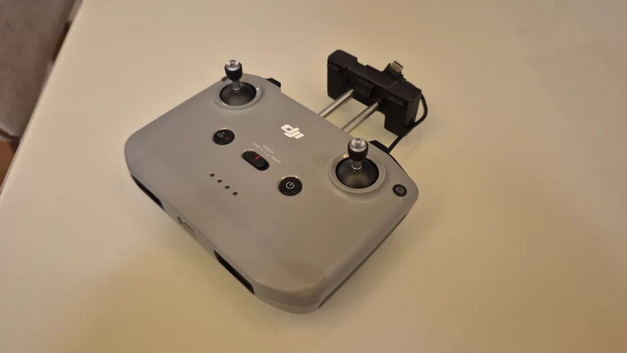 Baterias, carregador, estojo e controle do Drone DJI Mini 4k - Foto 3