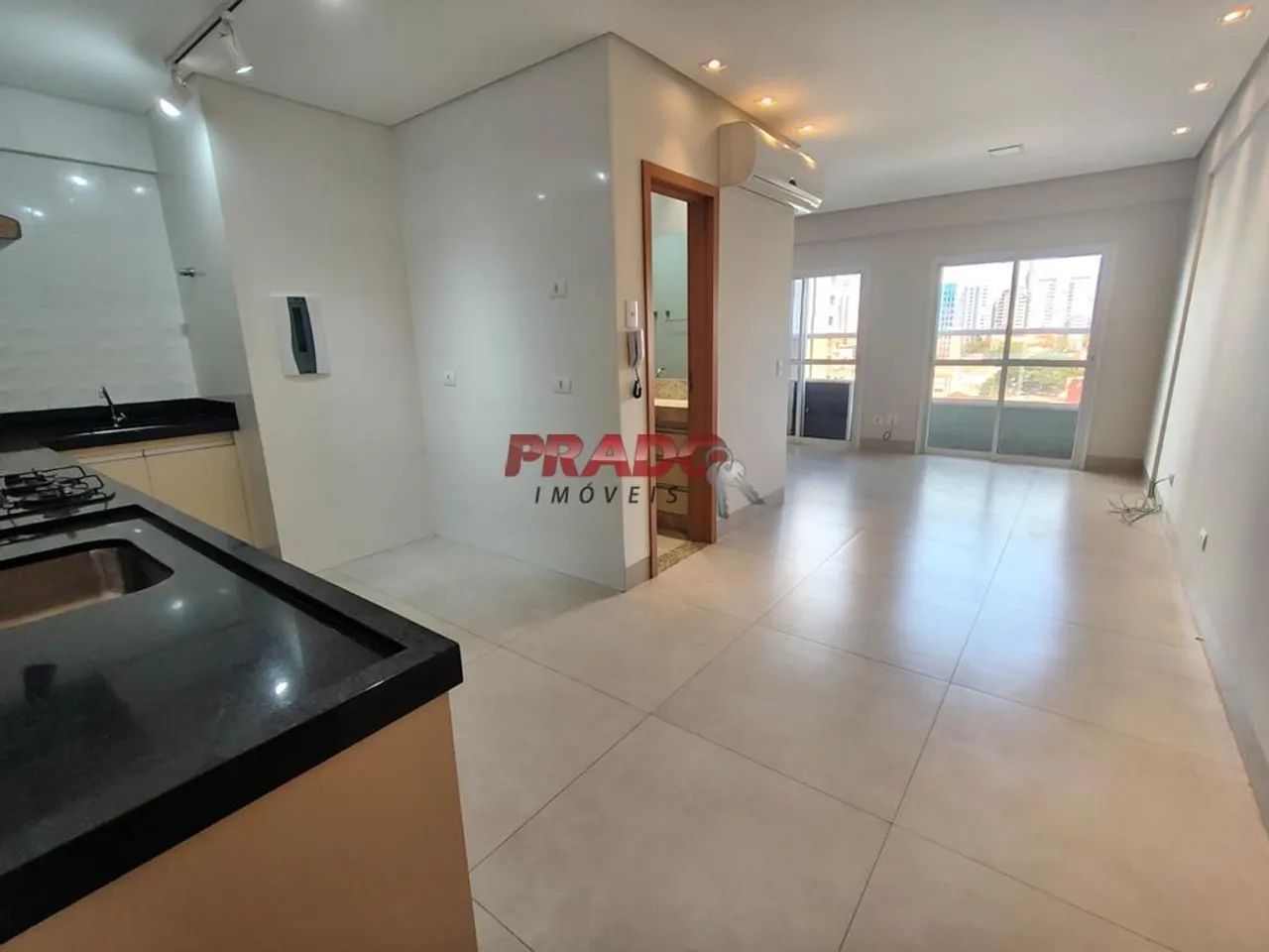 Apartamento para alugar em Maringá, Zona 07, com 1 quarto, com 42 m², EDIFÍCIO JARDINS DE 