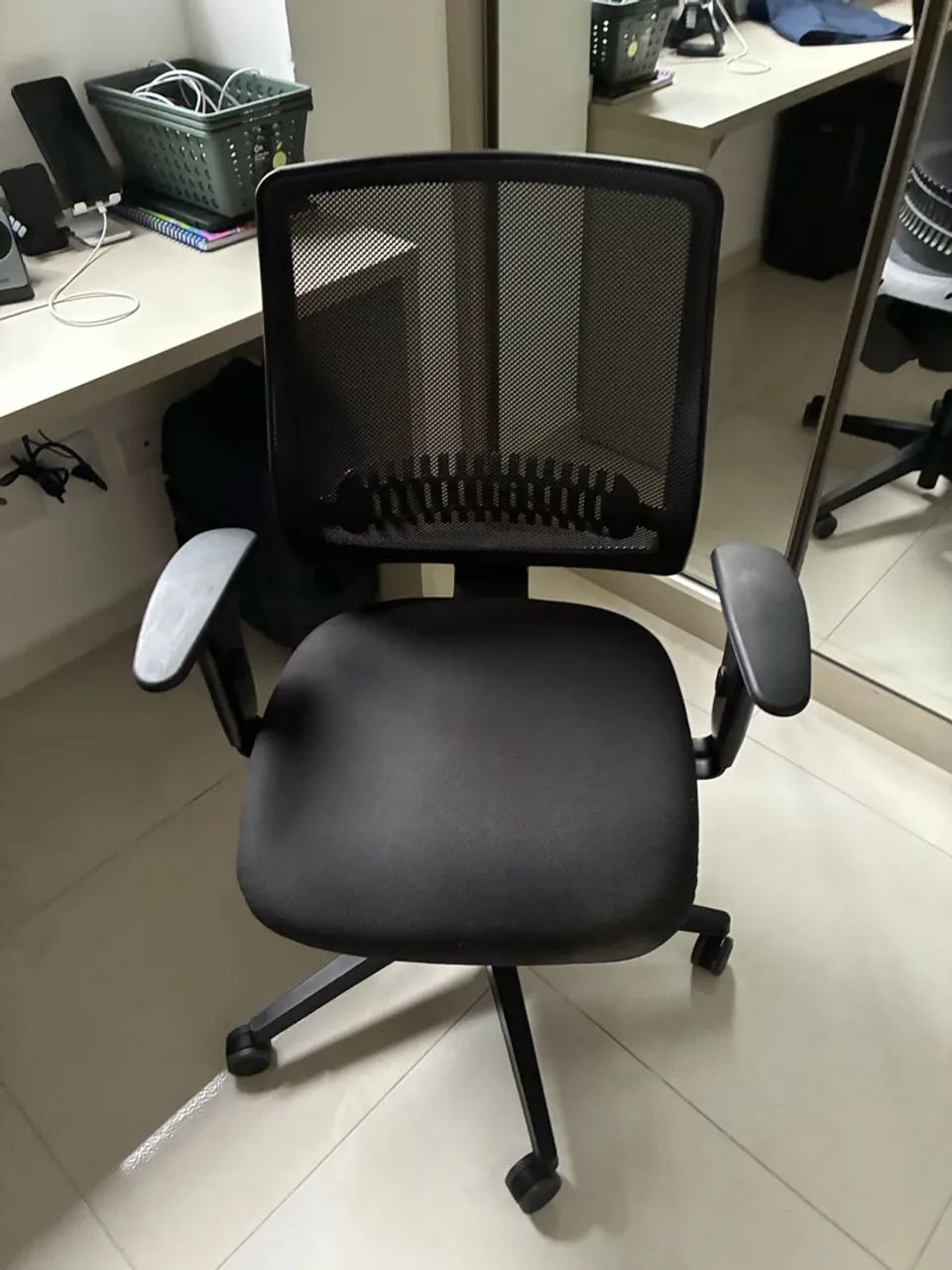 Cadeira FlexForm Uni All Black - Design Ergonômico e Base Giratória - Foto 3