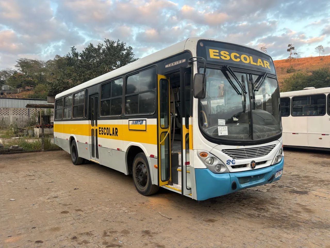 Ônibus 2008 - Foto 2