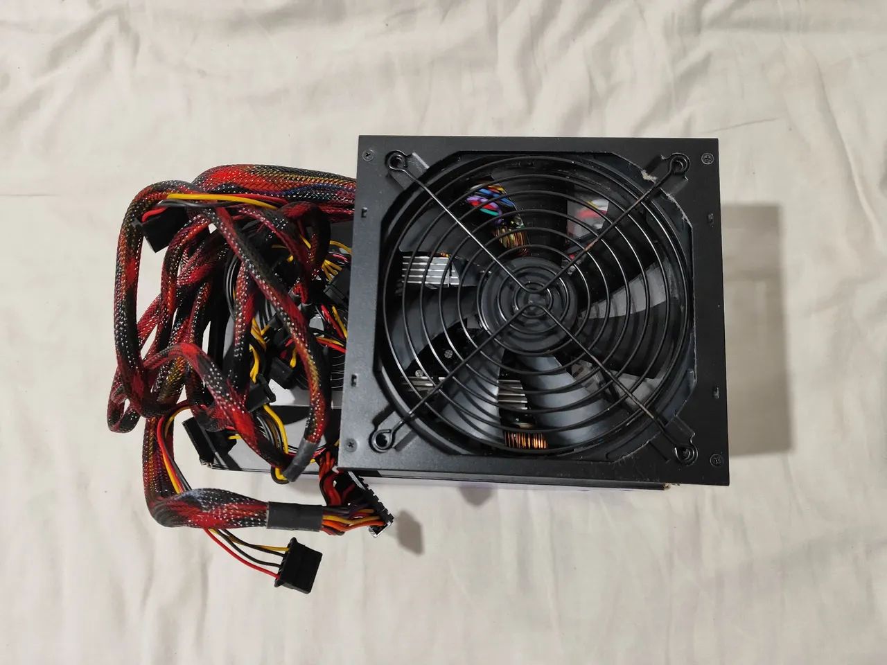 Fonte de alimentação 500W (80Plus Bronze) Nova! - Foto 3