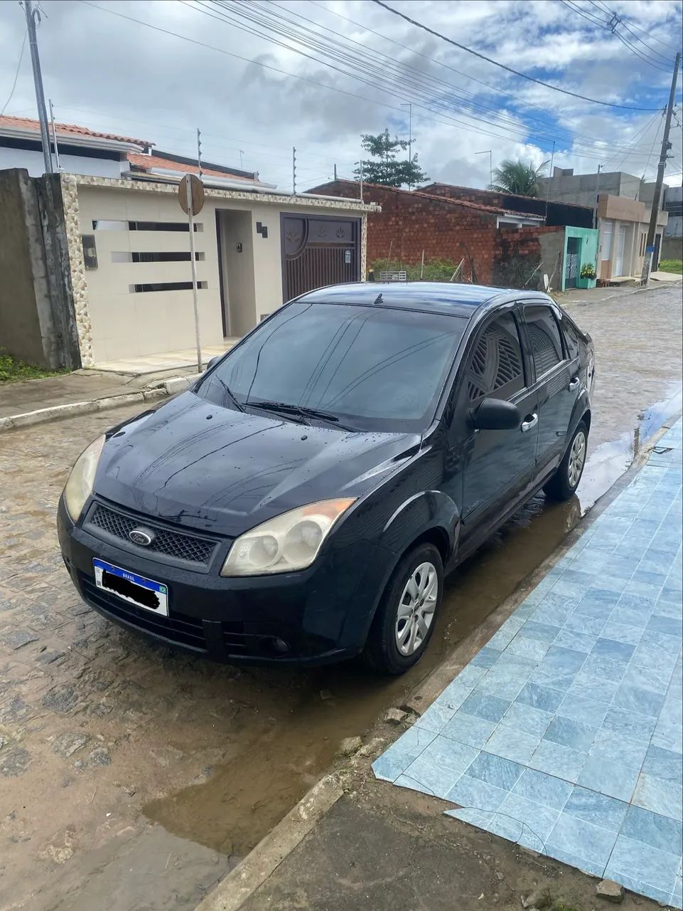 Ford Fiesta Fiesta Sedan 1.0 8V Flex 4p 2010