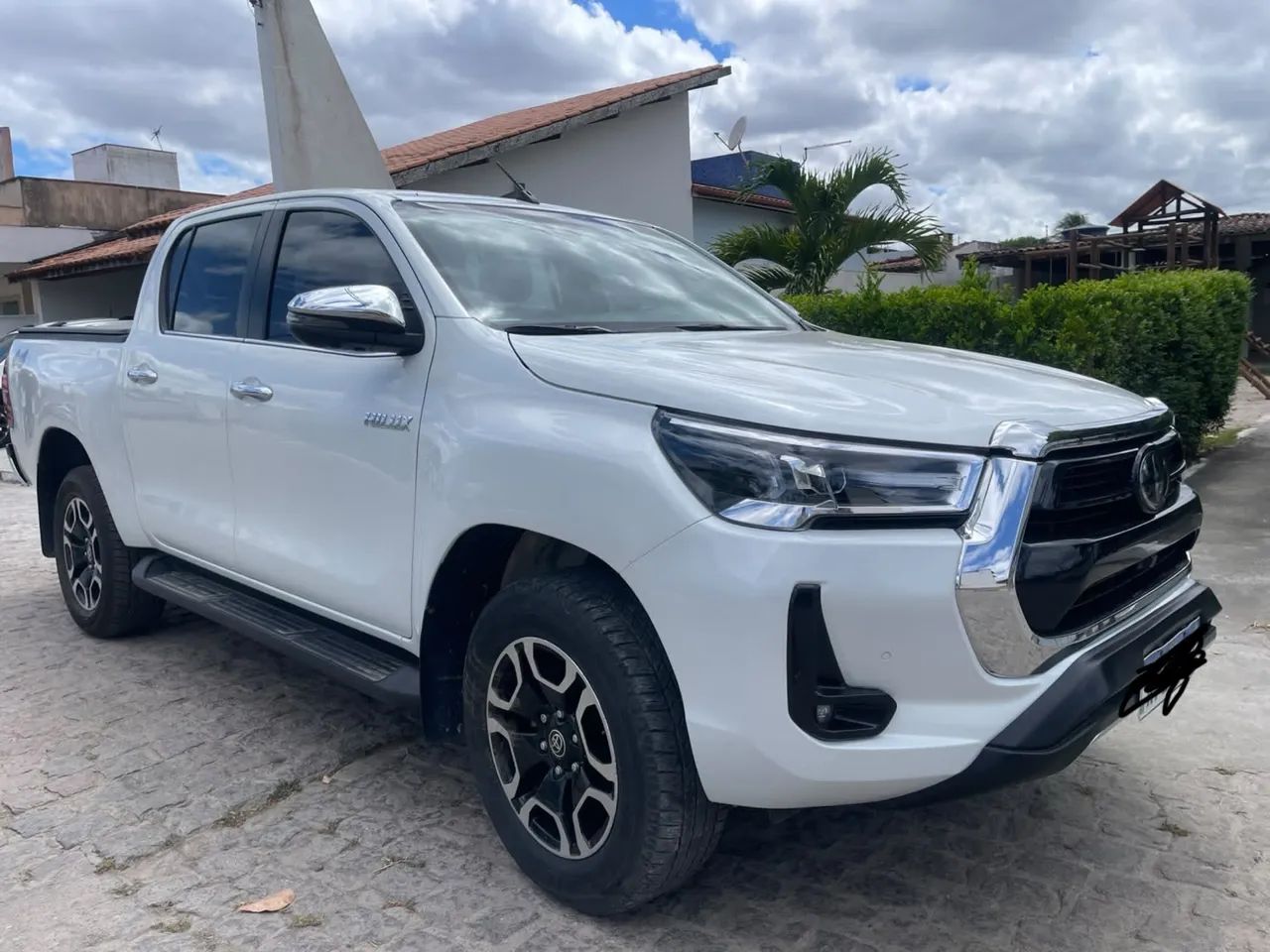 Toyota Hilux CD 4X4 2.8 DIESEL AUT. 2023
