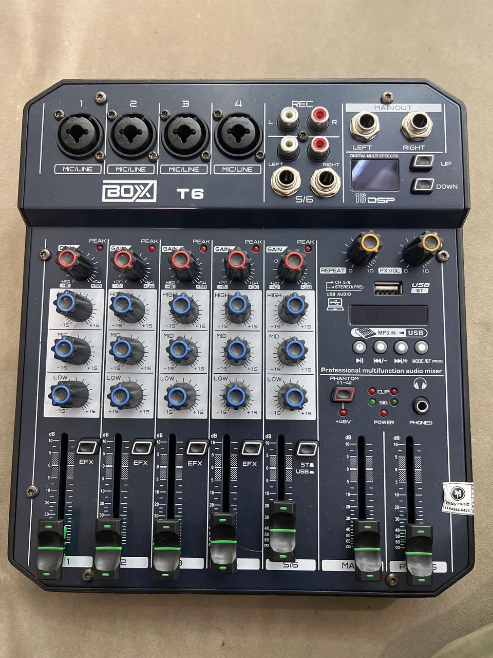 Mesa de som box T6 6 canais 