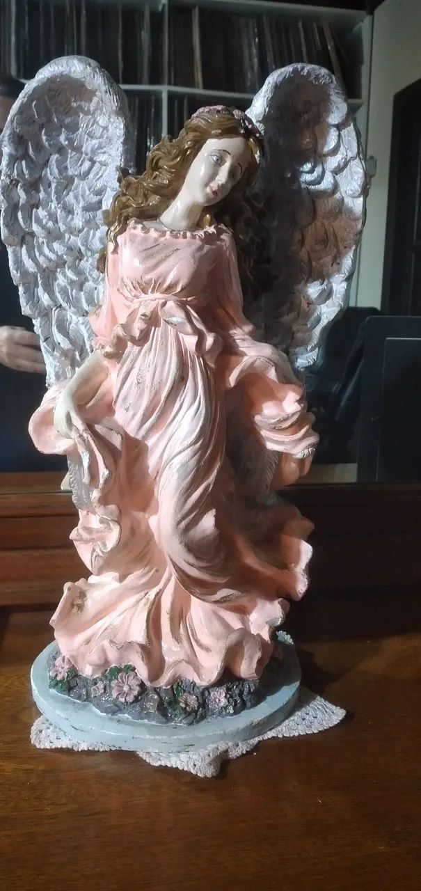 Estátua anjo antiga 