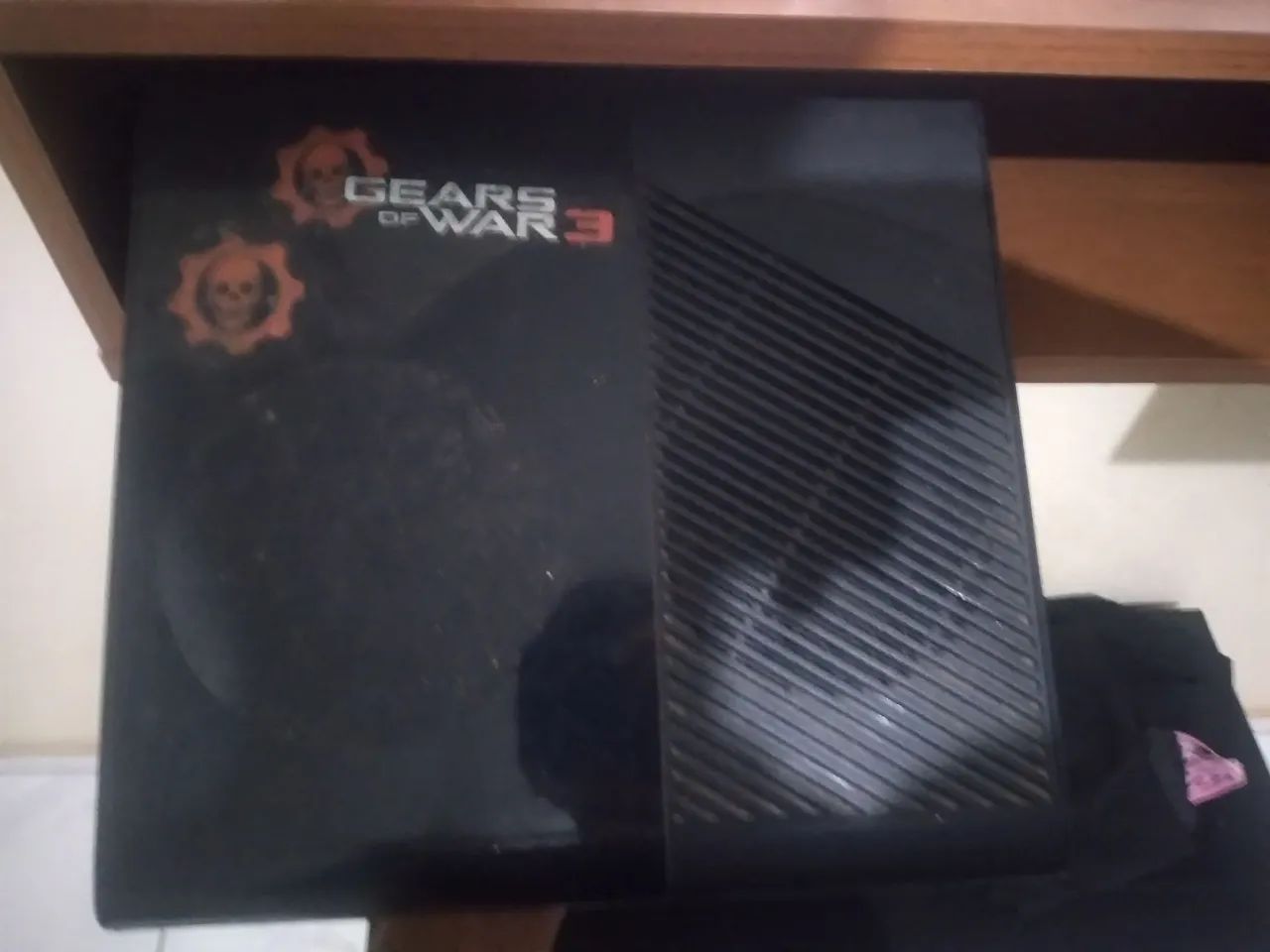 Xbox 360 bloqueado, está com problema de luz vermelha, acompanha jogos - Foto 2