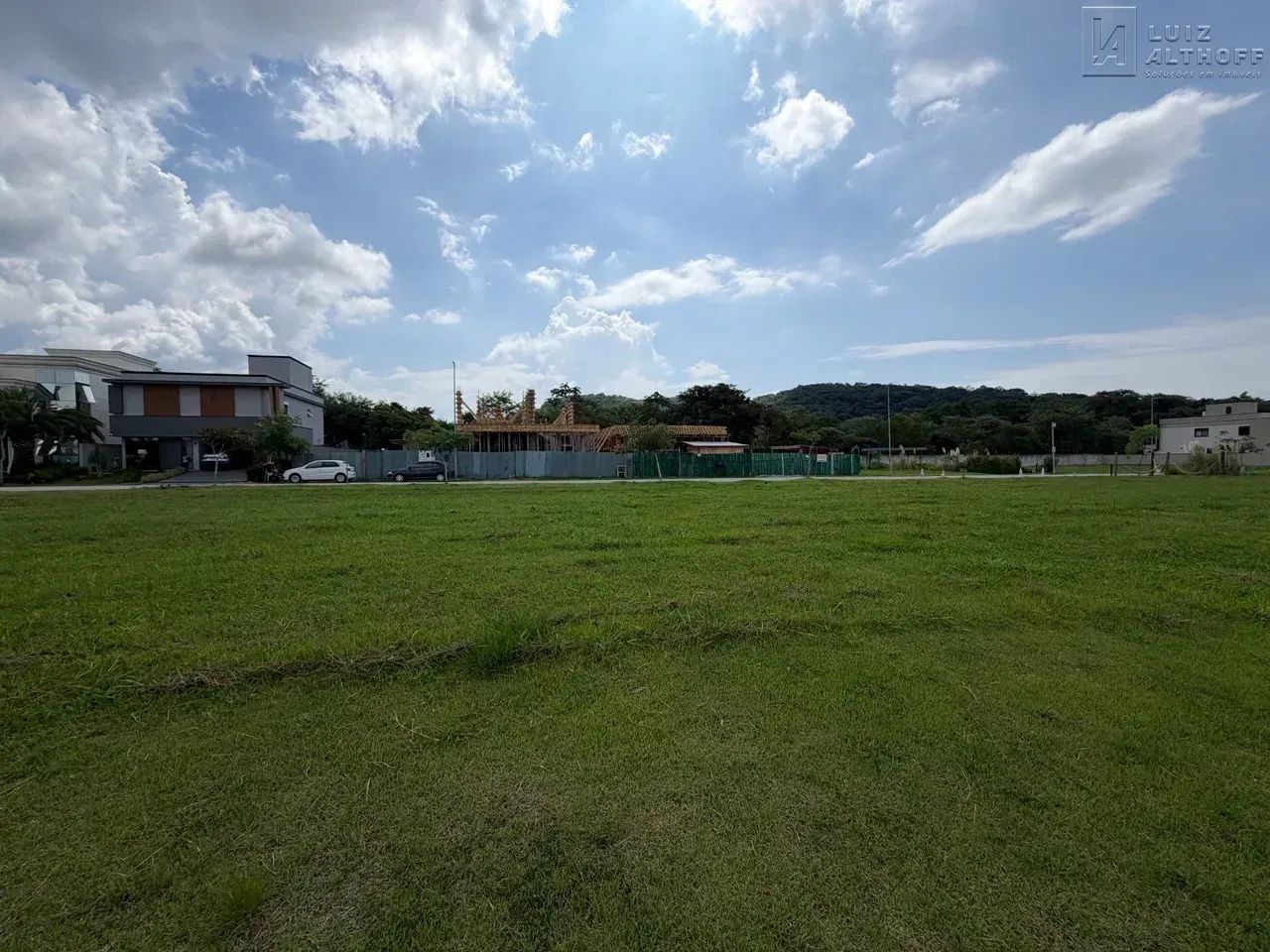 Terreno com Fundo para o lago no Reserva da Pedra - Palhoça/SC - Foto 4