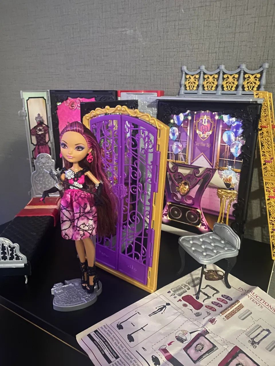 Éver After High - Briar Beauty - Thronecoming Book - Brinquedos e