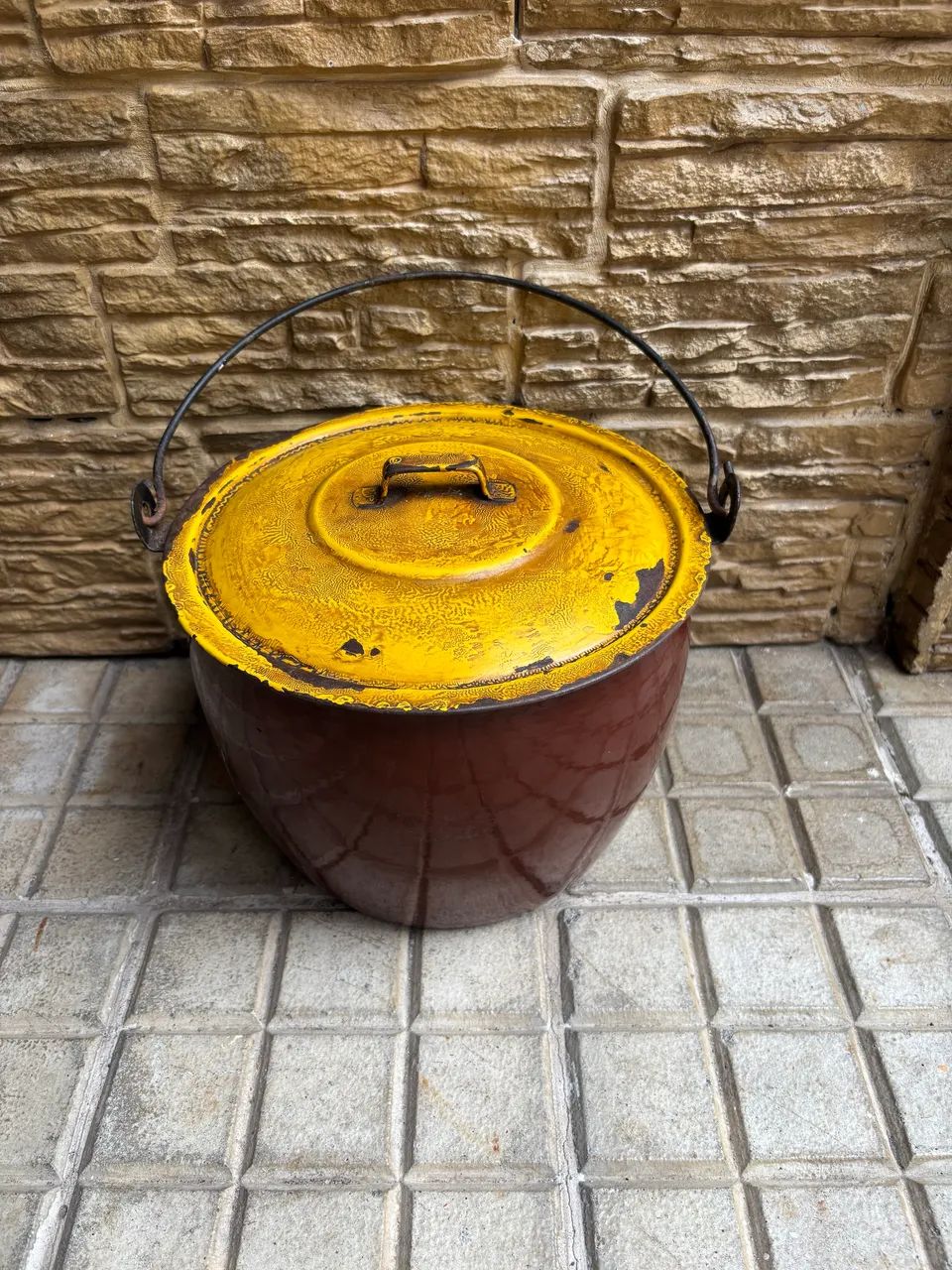 Caldeirão esmaltado antigo - Foto 2