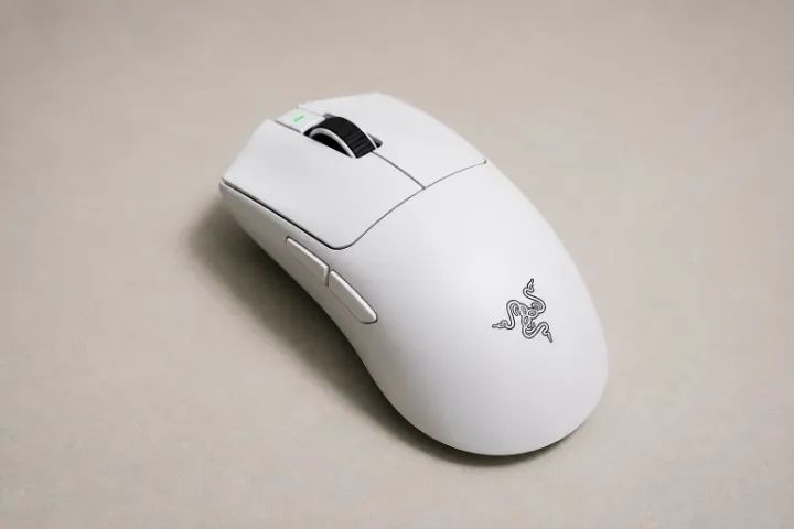 Razer Viper V4 Pro 50K 8KHz 49g - Novo - Periféricos e Acessórios