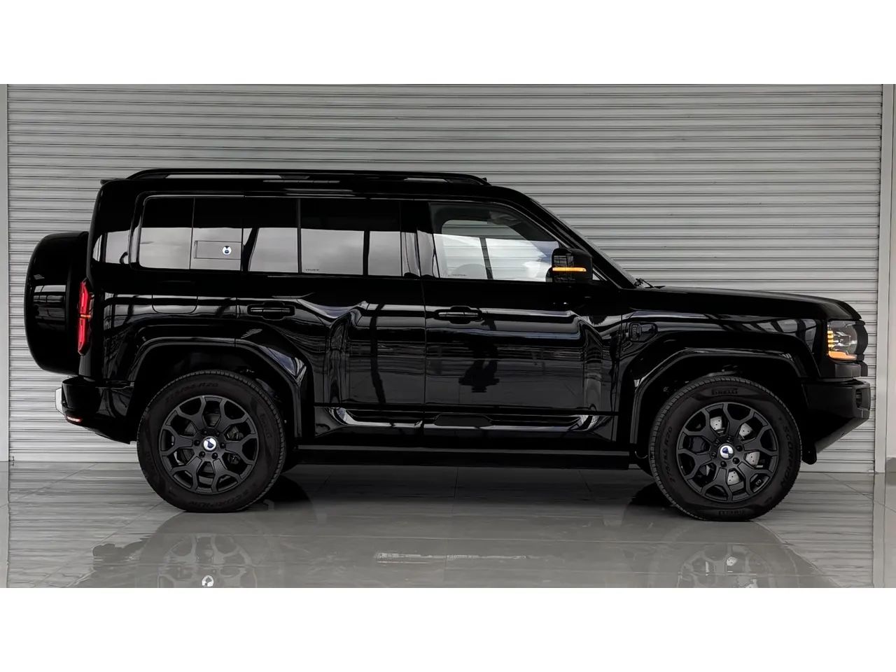 Denza B5 SUV híbrido plug-in, foto 4 de 14
