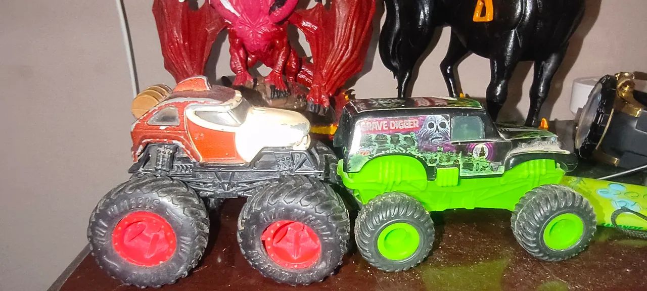 Carros monstros da hot Wheels - Foto 5