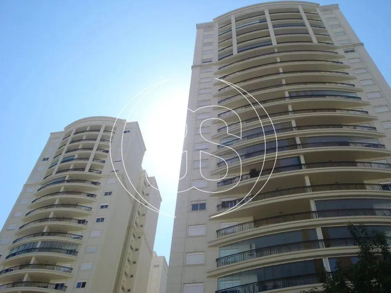 APARTAMENTO PARA LOCAÇÃO EM MOEMA