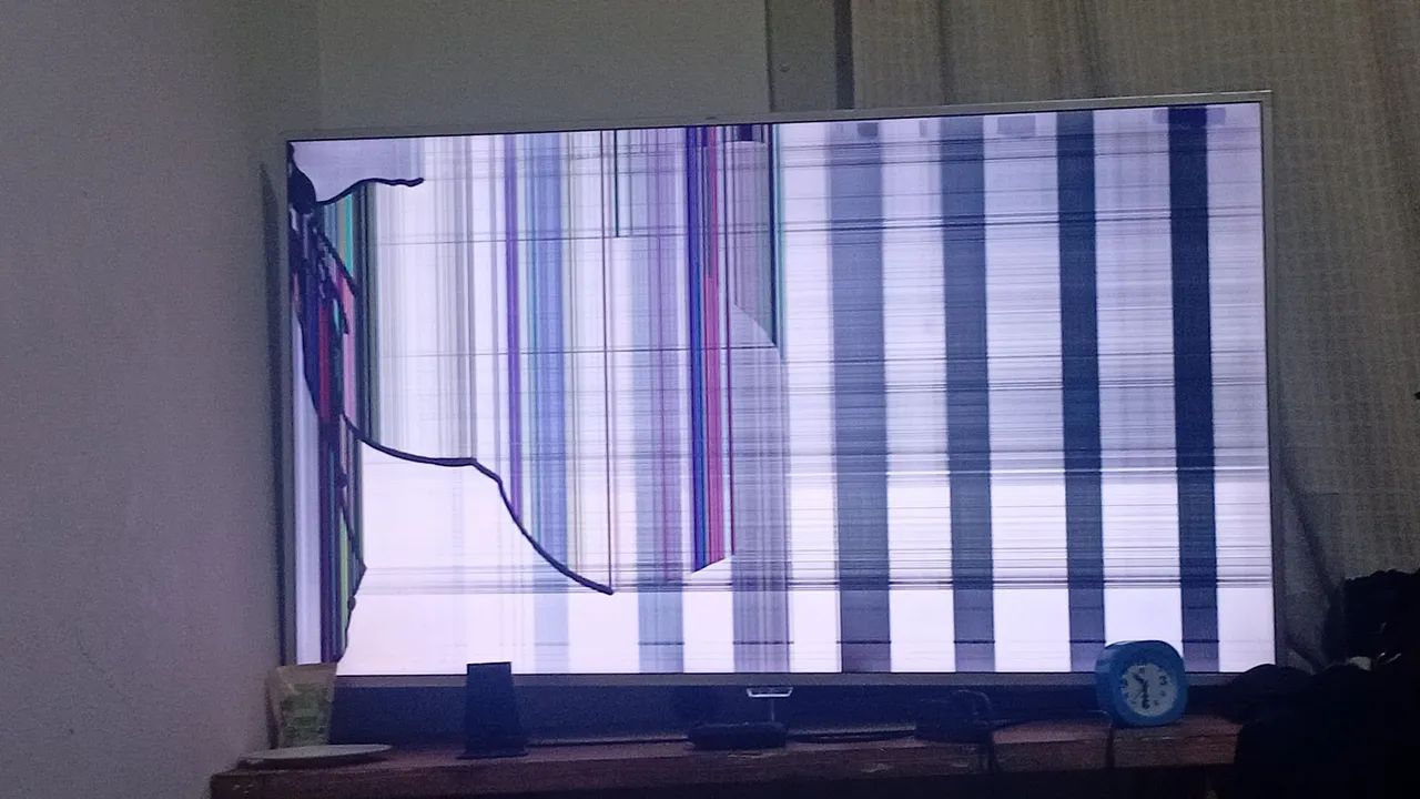 Tv quebrada  - Foto 2