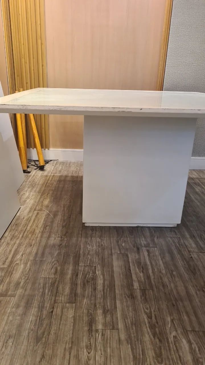 Mesa de jantar quadrada - Foto 2