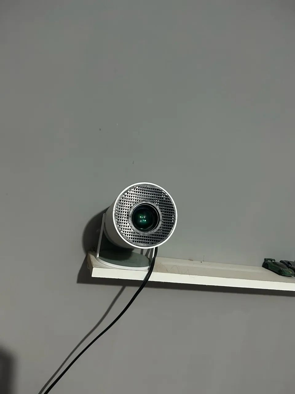Vendo esse projetor Hy300 