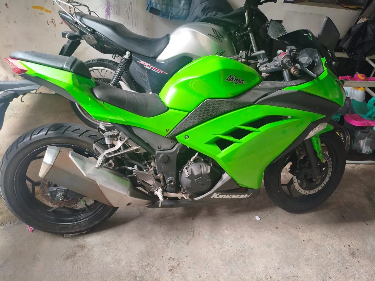Kawasaki Zx-11 1100cc 1991 - 1487776007 | OLX