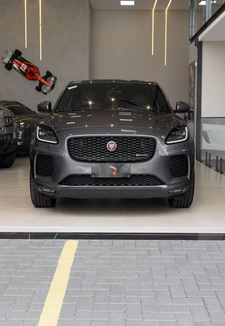 Jaguar E-Pace R-dynamic S 2.0 AWD 249cv Aut. 2020 - Foto 3