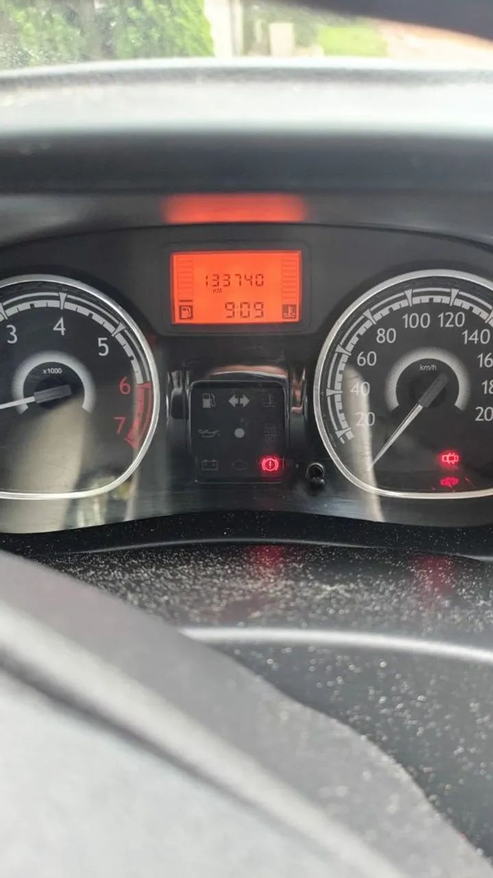 Renault Sandero Expression Hi-flex 1.6 8V 5P 2013