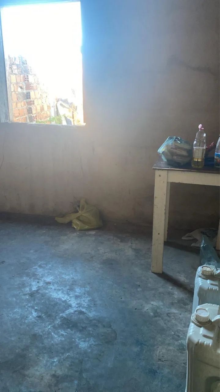 Casa muito espaçosa e o quintal perfeito para outra casa ? - Foto 3