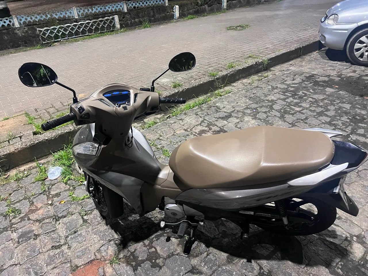 Biz 125 Ex - Foto 2