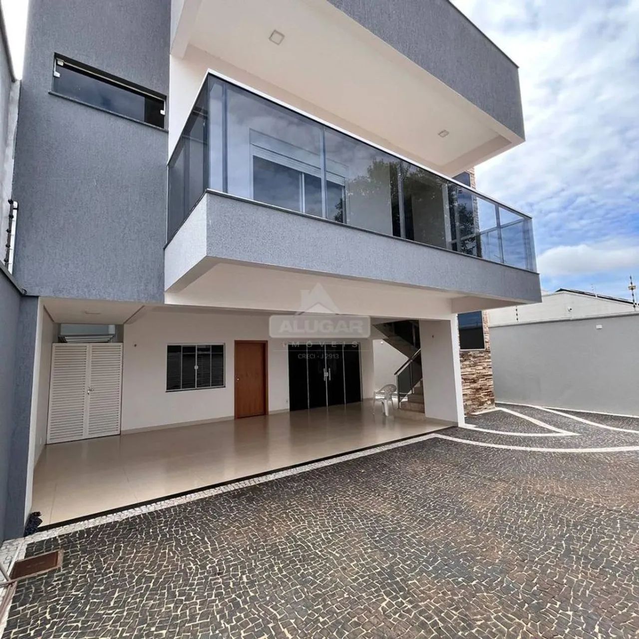 Casa Alto Padrão - 350 m² - 304 Norte, Palmas